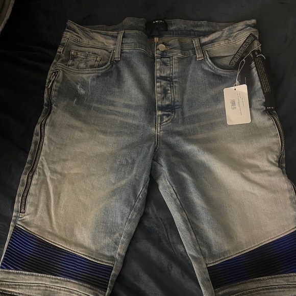 Amiri jean
